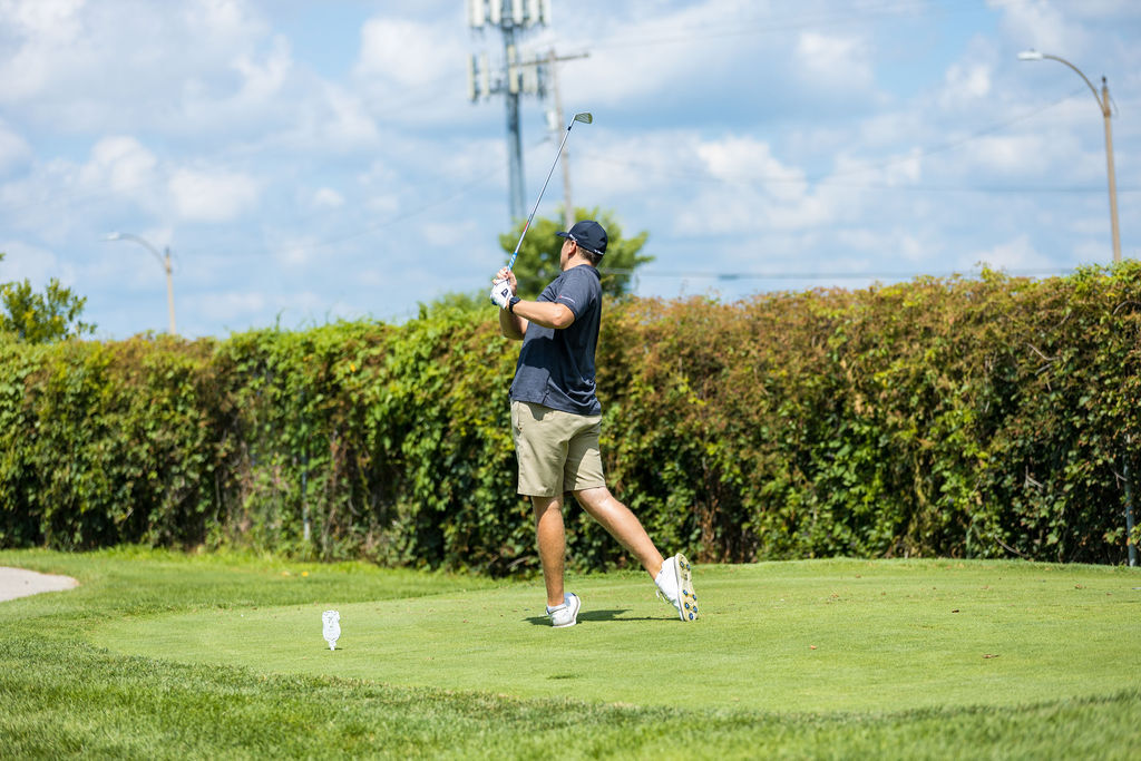 Mike Somers on the tee box